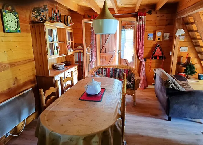 L'argousier 6 à 8 Personnes Barcelonnette Chalet Enchastrayes